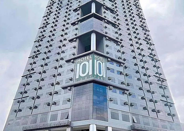 호텔 Hotel101-Fort 3*